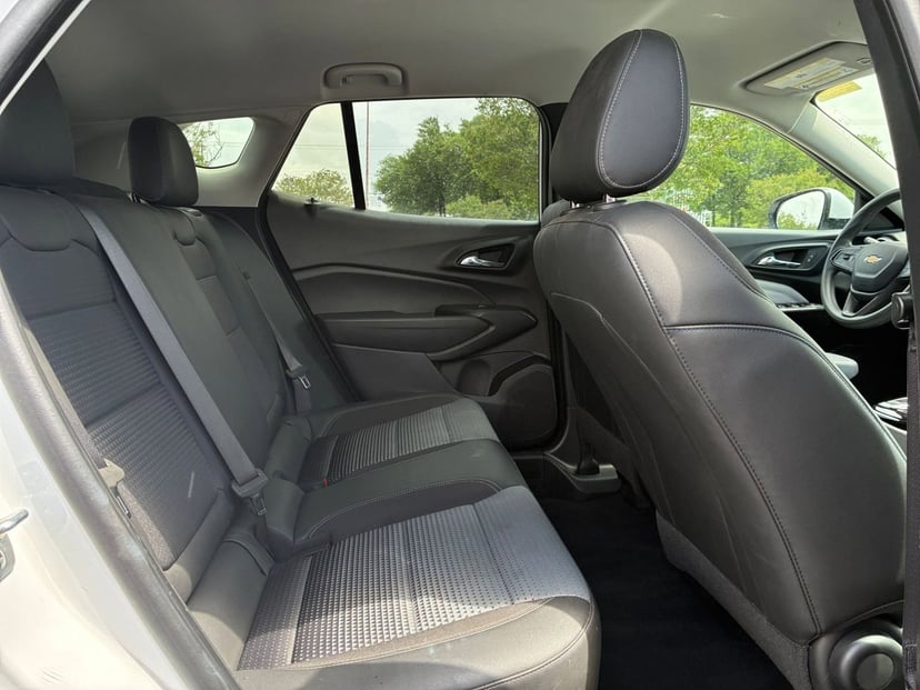 2025 Chevrolet Trax - Image 20