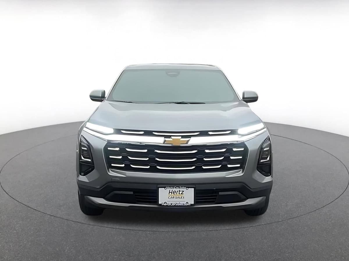 2025 Chevrolet Equinox - Image 3