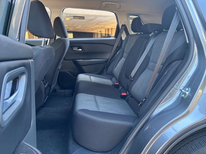 2025 Nissan Rogue - Image 21