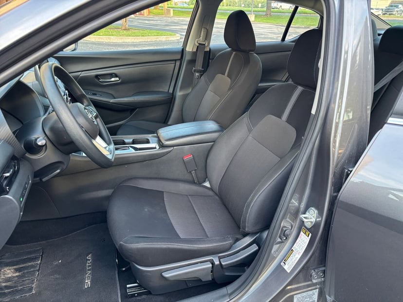 2025 Nissan Sentra - Image 31