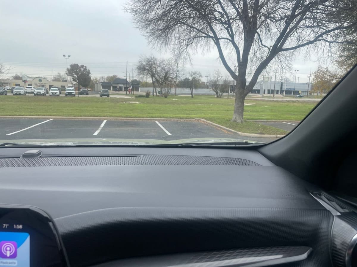 2025 Chevrolet Equinox - Image 29