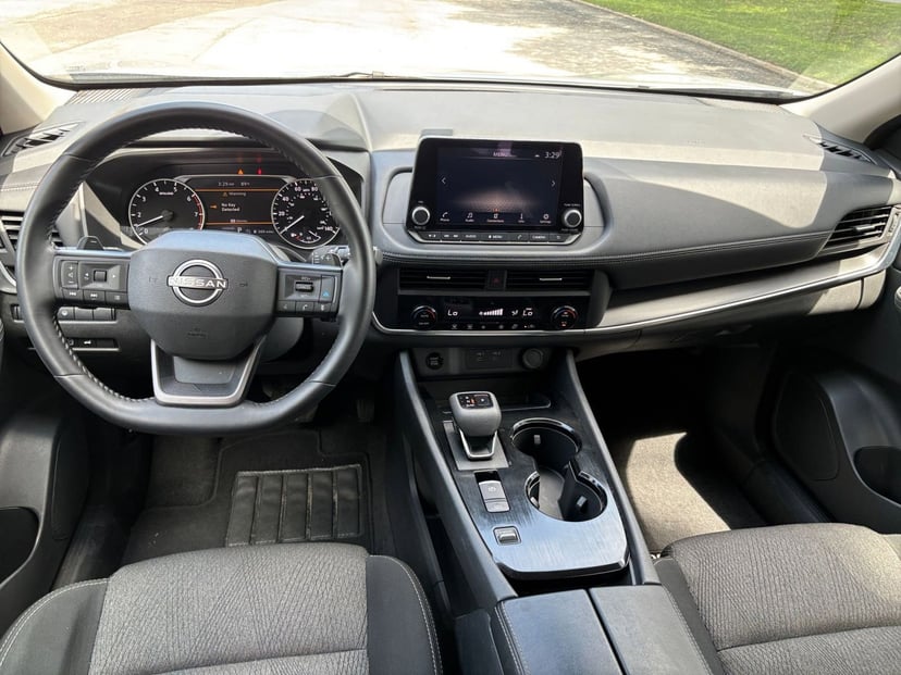 2025 Nissan Rogue - Image 23