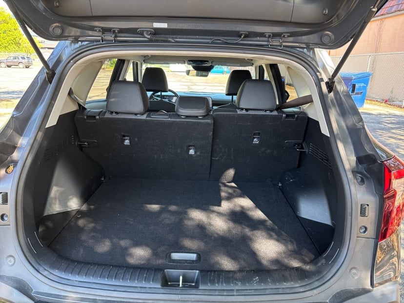 2025 Kia Seltos - Image 26