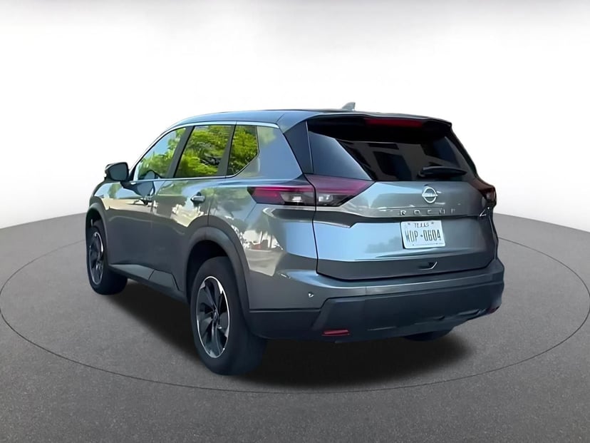 2025 Nissan Rogue - Image 11