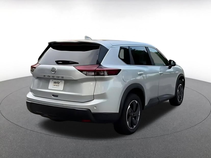 2025 Nissan Rogue - Image 12