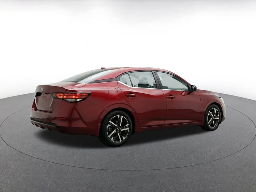 2025 Nissan Sentra - Image 8