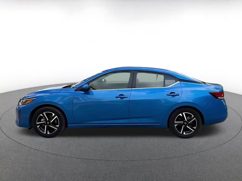 2025 Nissan Sentra - Image 8