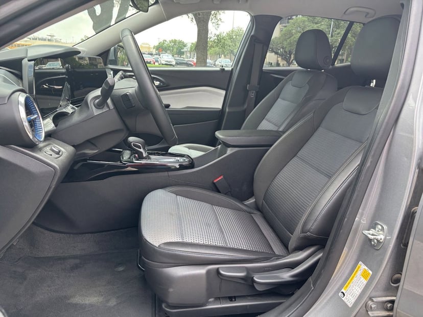 2025 Chevrolet Trax - Image 22