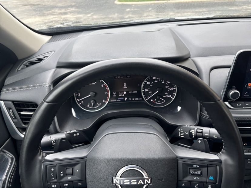 2025 Nissan Rogue - Image 29