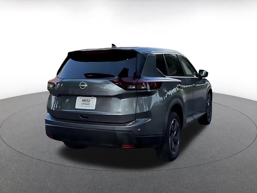 2025 Nissan Rogue - Image 11
