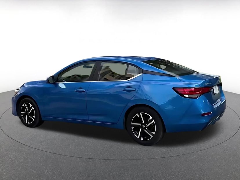 2025 Nissan Sentra - Image 16
