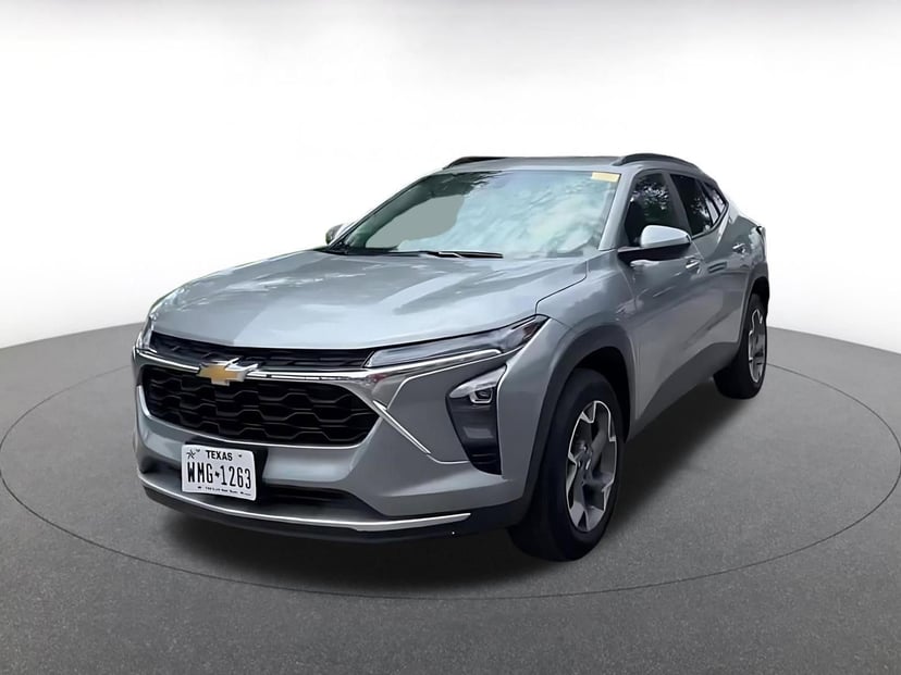 2025 Chevrolet Trax - Image 6