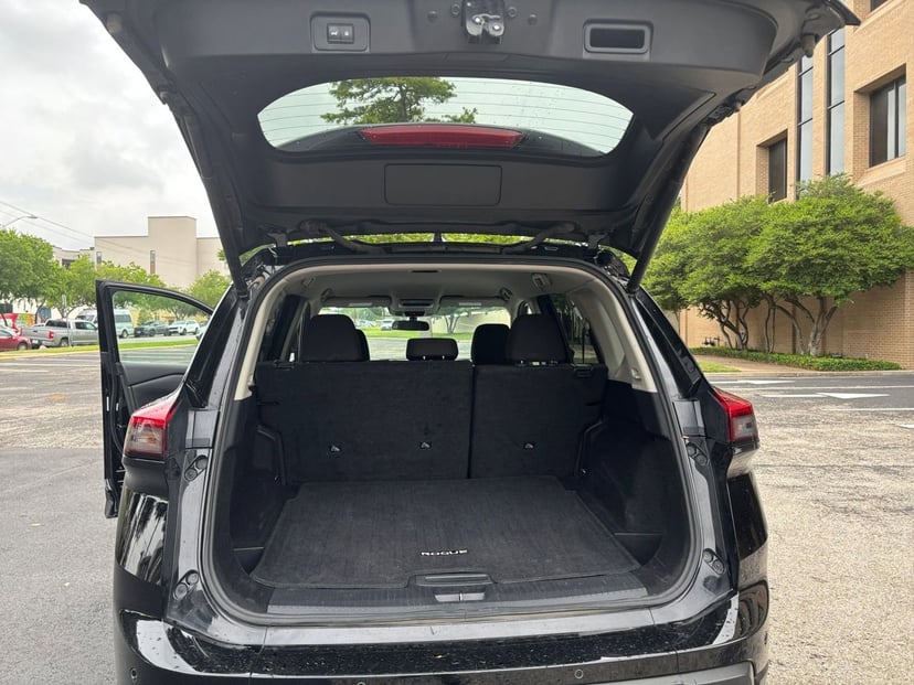 2025 Nissan Rogue - Image 26
