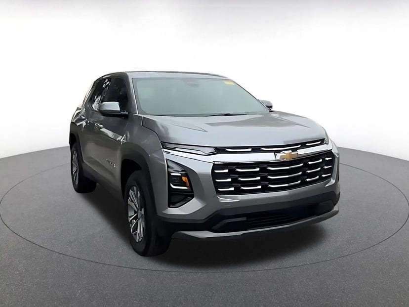 2025 Chevrolet Equinox - Image 3