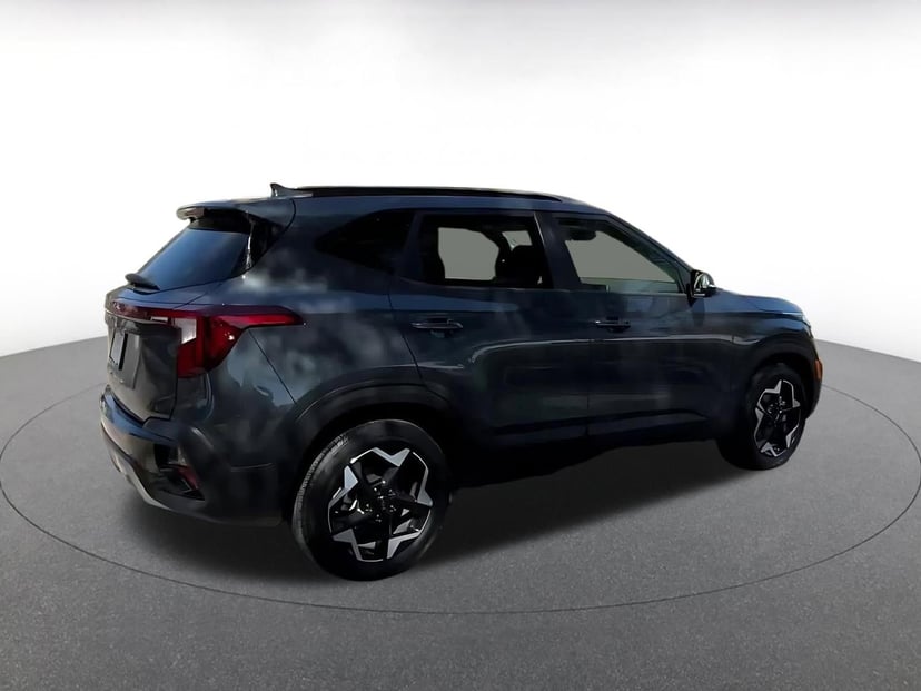 2025 Kia Seltos - Image 15