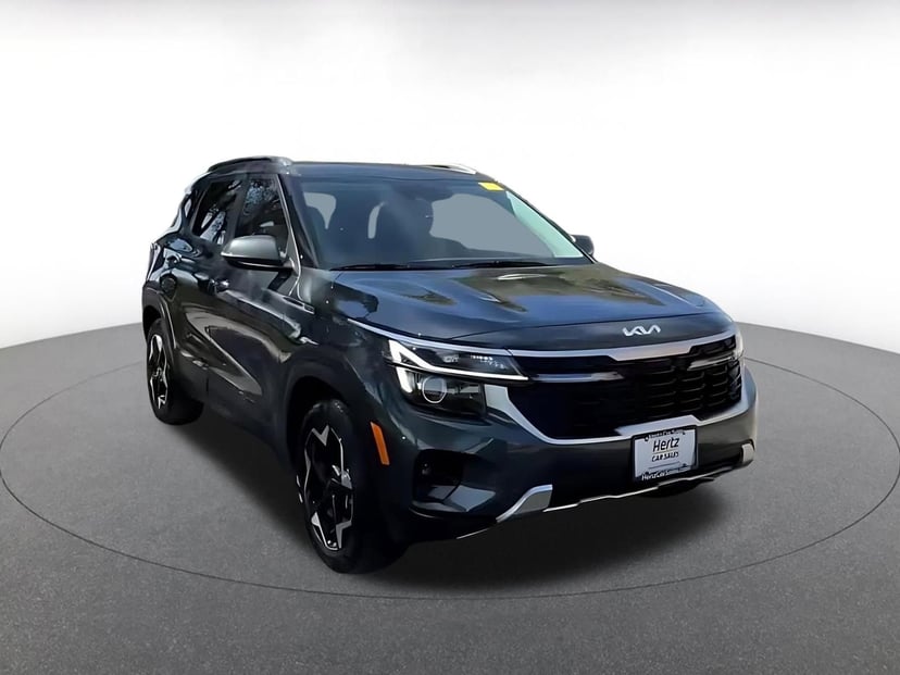 2025 Kia Seltos - Image 3