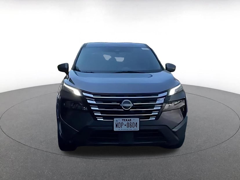 2025 Nissan Rogue - Image 6