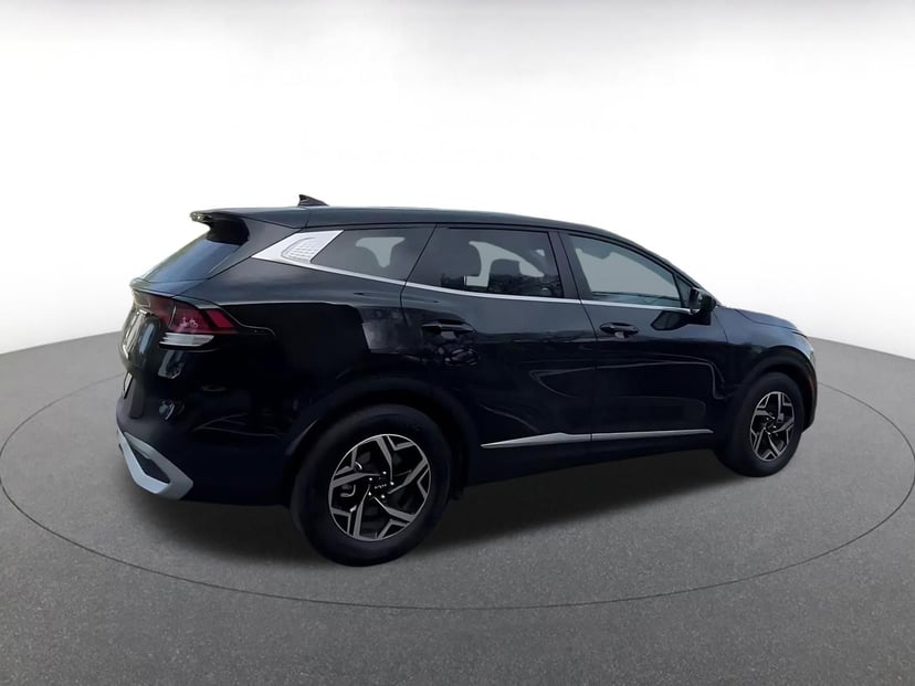 2025 Kia Sportage - Image 15
