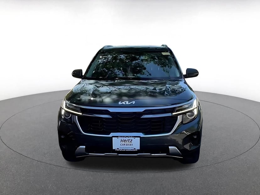 2025 Kia Seltos - Image 5