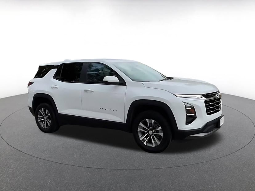 2025 Chevrolet Equinox - Image 2
