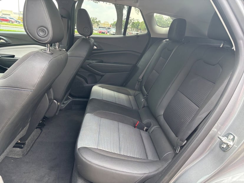 2025 Chevrolet Trax - Image 21