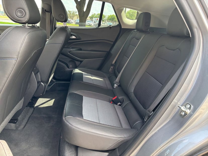 2025 Chevrolet Trax - Image 21