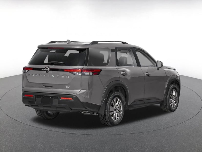 2025 Nissan Pathfinder - Image 3
