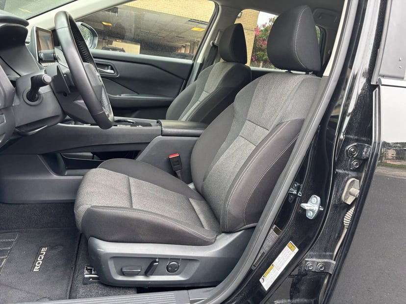 2025 Nissan Rogue - Image 22