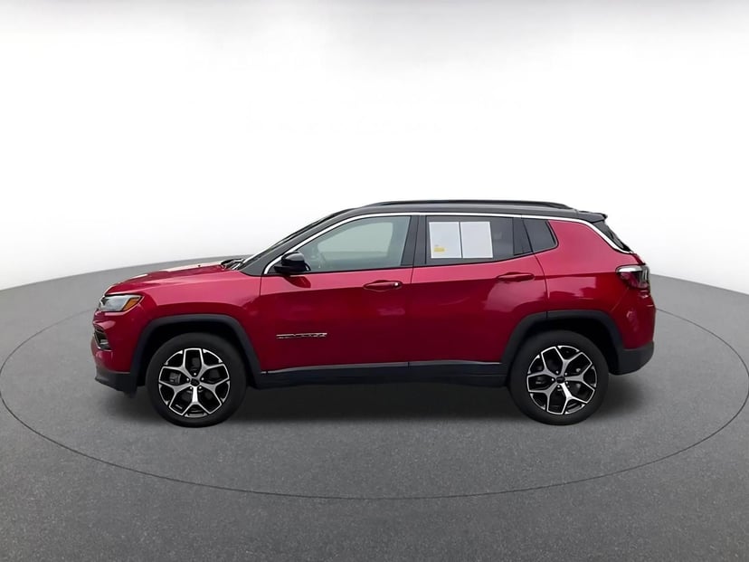 2025 Jeep Compass - Image 6