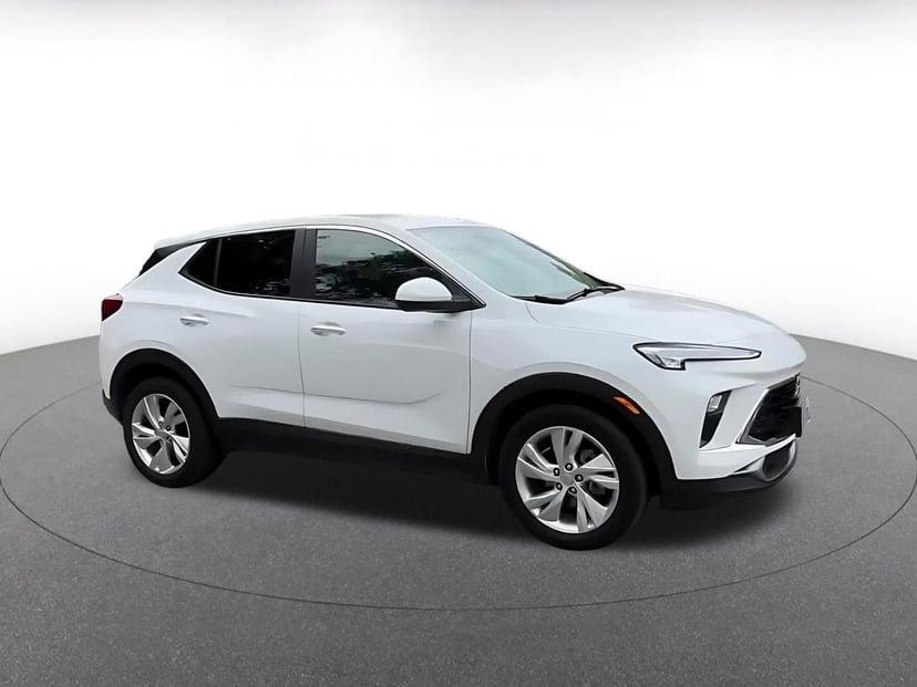 2025 Buick Encore GX - Image 2