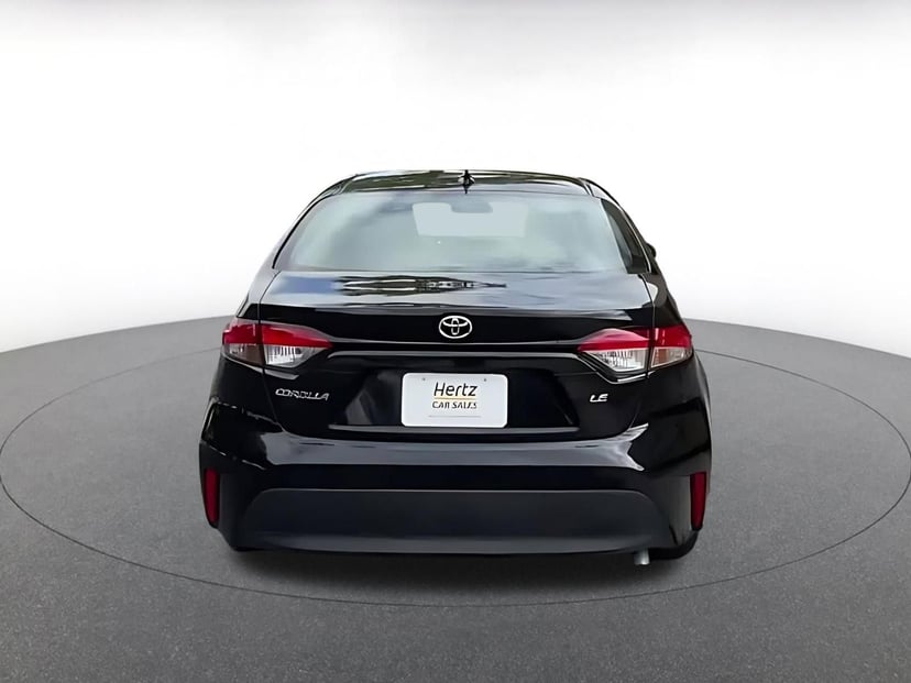 2025 Toyota Corolla - Image 11