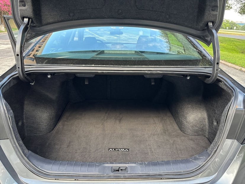 2025 Nissan Altima - Image 25