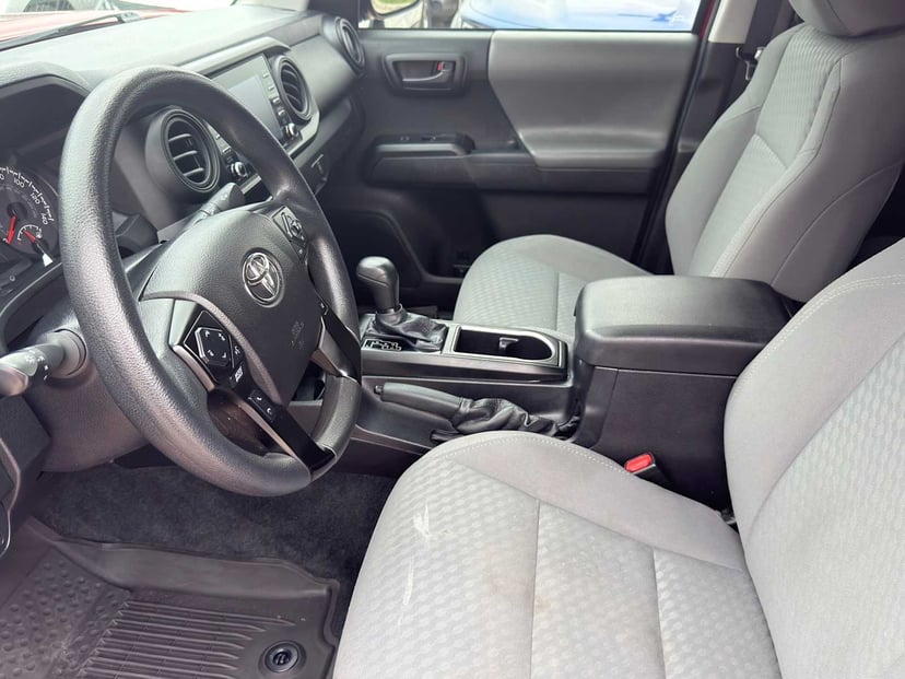 2021 Toyota Tacoma - Image 10