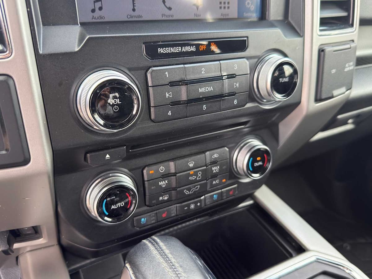 2018 Ford F-150 - Image 18