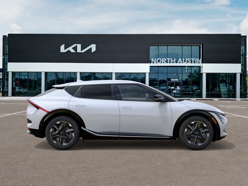2026 Kia EV6 - Image 7