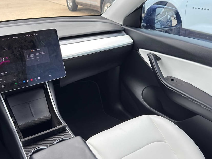 2020 Tesla Model Y - Image 24