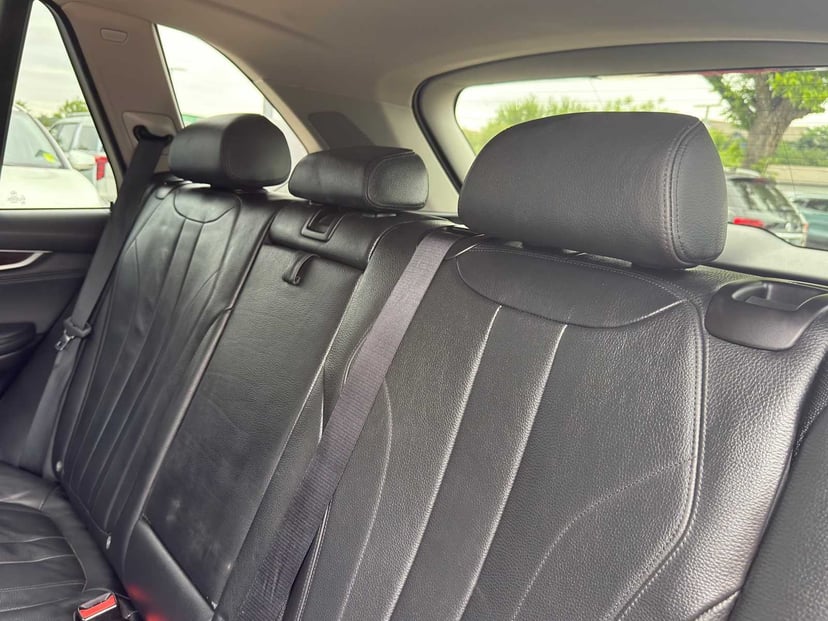 2015 BMW X5 - Image 28