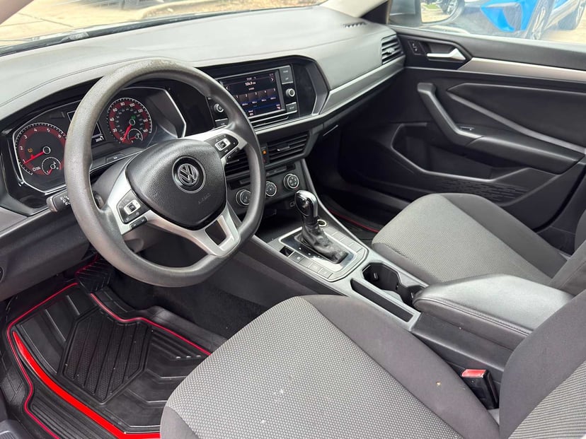 2019 Volkswagen Jetta - Image 10