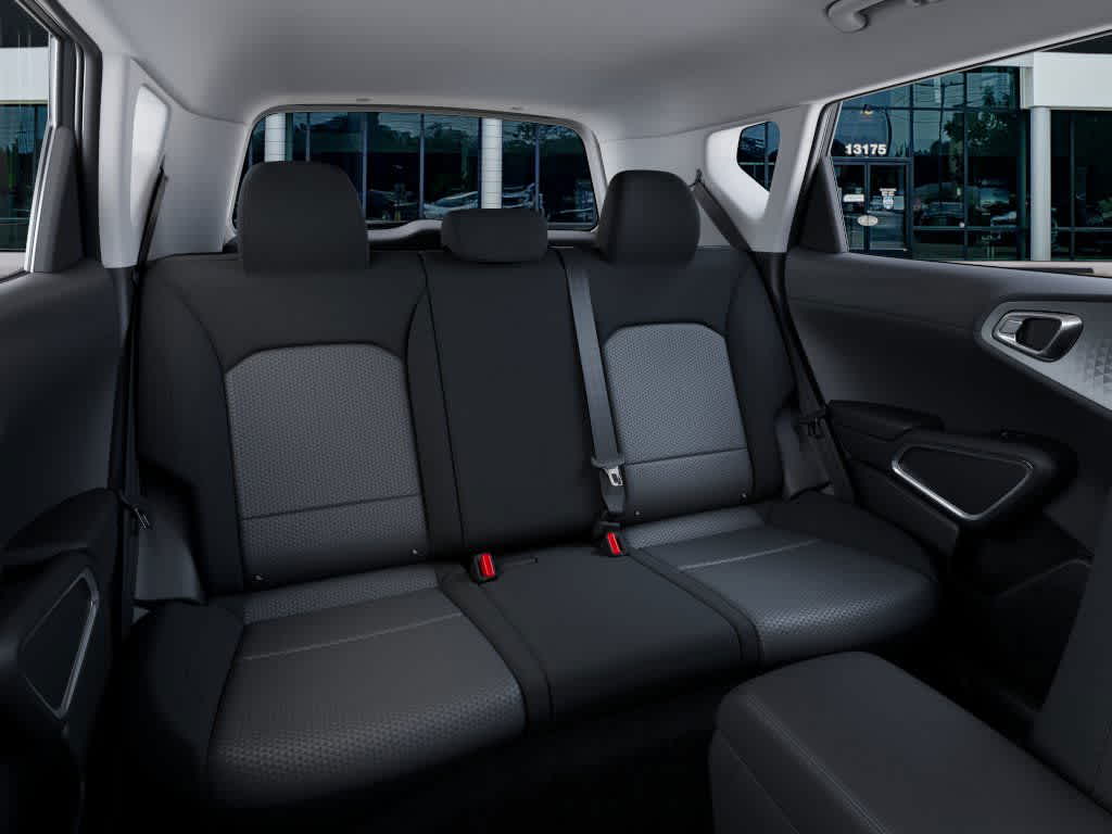 2025 Kia Soul - Image 16