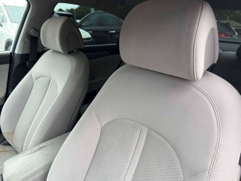 2016 Hyundai Sonata - Image 12