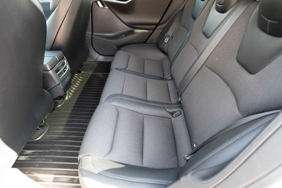 2017 Tesla Model S - Image 23