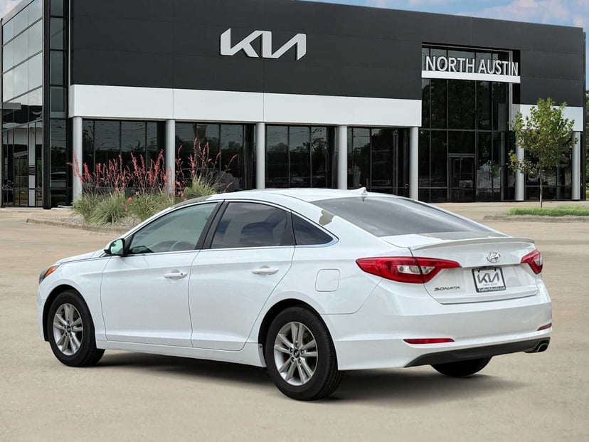 2016 Hyundai Sonata - Image 4