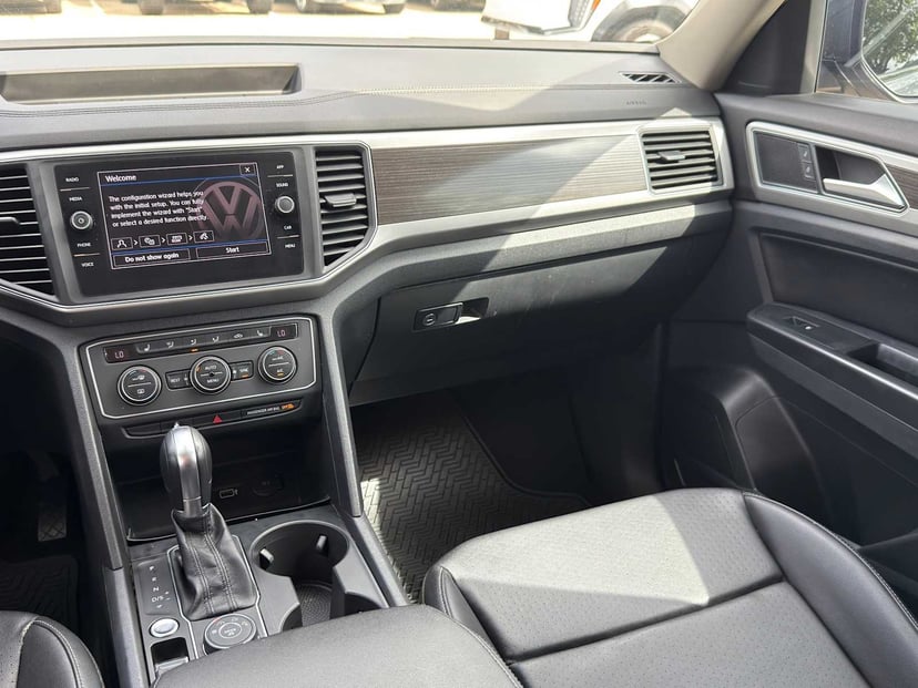 2018 Volkswagen Atlas - Image 21