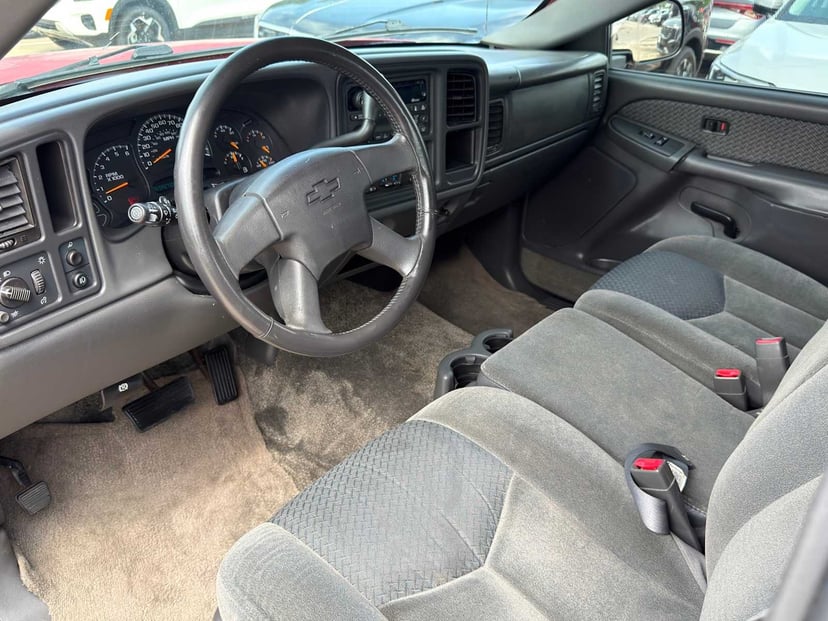 2003 Chevrolet Avalanche 1500 - Image 9