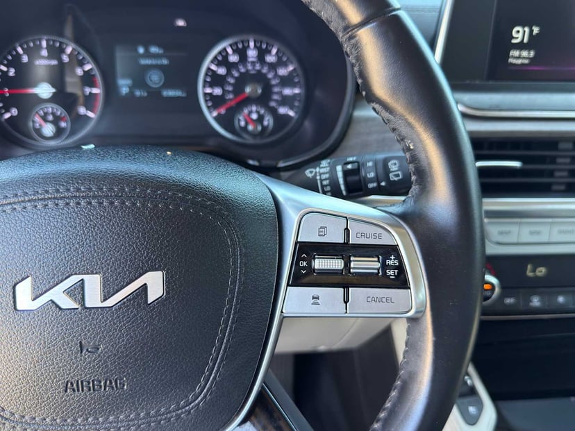 2022 Kia Telluride - Image 18