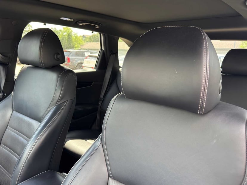 2018 Kia Sorento - Image 9