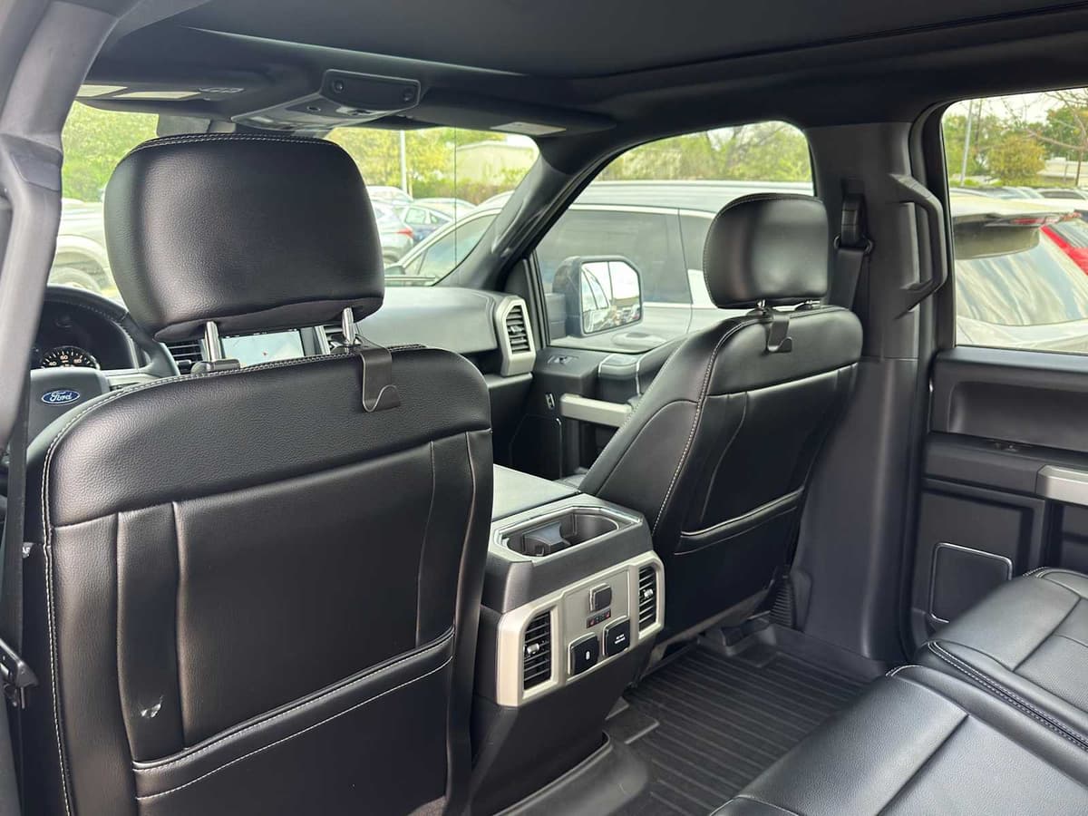 2018 Ford F-150 - Image 32