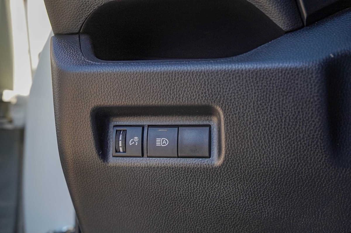 2021 Toyota RAV4 - Image 20