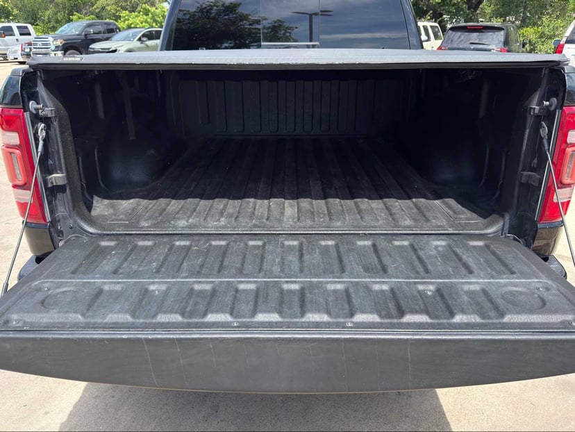 2020 Ram 1500 - Image 6