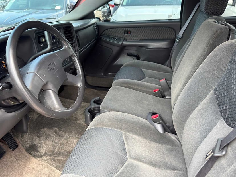 2003 Chevrolet Avalanche 1500 - Image 10